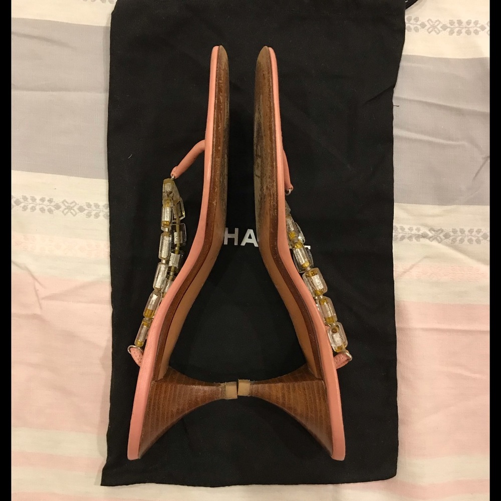 PRIVATELY SOLD!!! Chanel pink beige leather flip-flop mules, size 38 - Picture 7 of 7